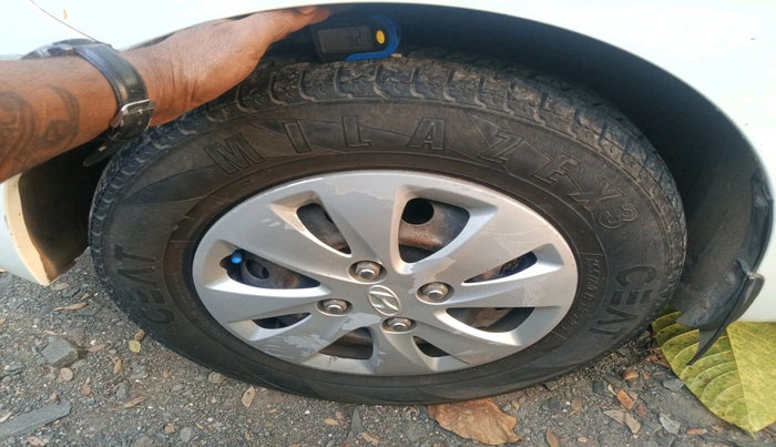 2012 Hyundai i10 SPORTZ 1.2, Petrol, Manual, 84,964 km, tyre