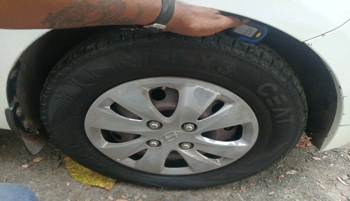 2012 Hyundai i10 SPORTZ 1.2, Petrol, Manual, 84,964 km, tyre