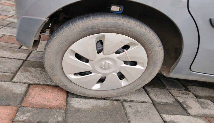 2014 Maruti Celerio VXI AMT, Petrol, Automatic, 49,365 km, tyre