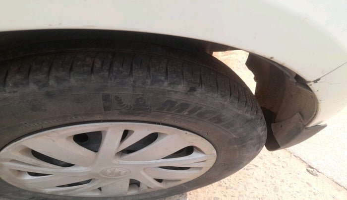 2010 Maruti Swift VXI, Petrol, Manual, 60,505 km, tyre