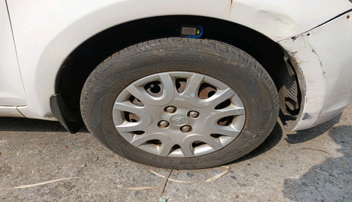 2012 Hyundai i20 MAGNA (O) 1.2, Petrol, Manual, 34,750 km, tyre