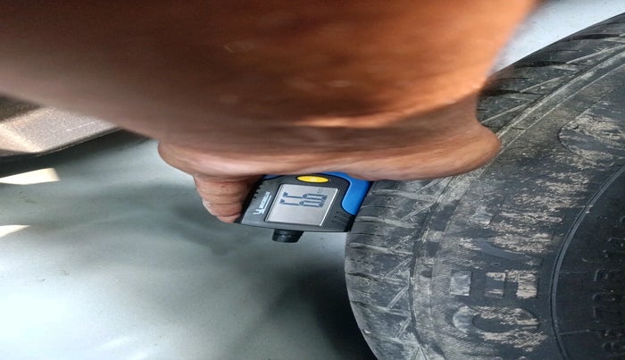 2023 Hyundai GRAND I10 NIOS SPORTZ AMT 1.2 KAPPA VTVT, Petrol, Automatic, 14,754 km, tyre