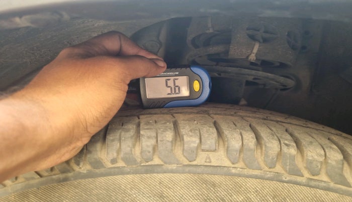 2021 Maruti XL6 ALPHA MT, Petrol, Manual, 9,203 km, tyre