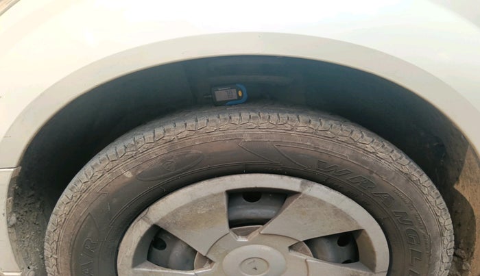 2018 Mahindra XUV500 W5, Diesel, Manual, 1,91,748 km, tyre