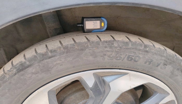 2016 Honda BR-V 1.5L I- DTEC V, Diesel, Manual, 1,57,059 km, tyre