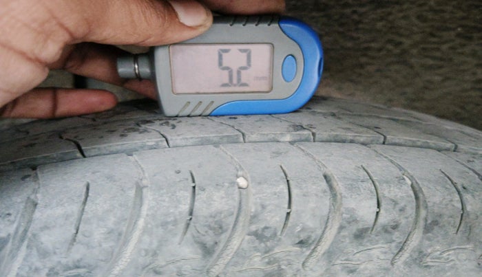 2021 Maruti Baleno DELTA PETROL 1.2, Petrol, Manual, 49,989 km, tyre