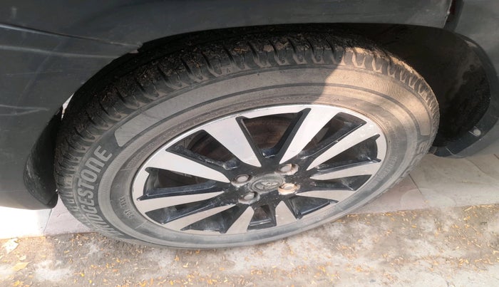 2014 Toyota Etios CROSS 1.2 G, Petrol, Manual, 44,519 km, tyre