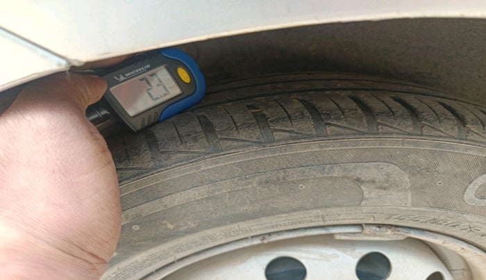 2011 Hyundai i10 ERA 1.1, Petrol, Manual, 89,146 km, tyre