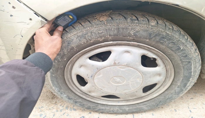 2012 Chevrolet Beat LT PETROL, Petrol, Manual, 1,25,023 km, tyre