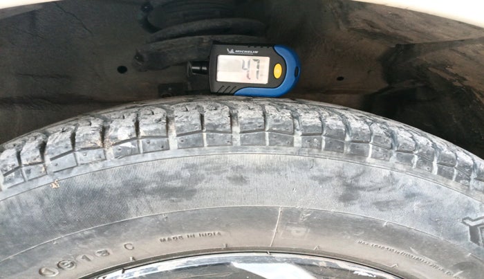 2013 Maruti Swift LXI, Petrol, Manual, 22,179 km, tyre