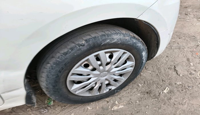 2021 Maruti Swift LXI, Petrol, Manual, 43,407 km, tyre