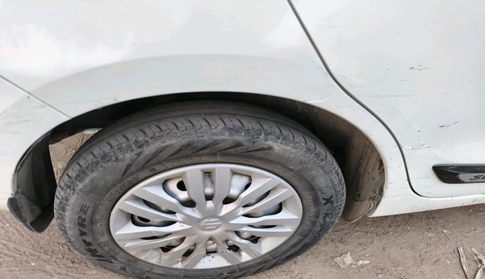 2021 Maruti Swift LXI, Petrol, Manual, 43,407 km, tyre