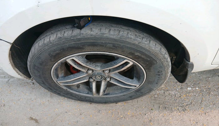 2012 Hyundai i20 MAGNA (O) 1.2, Petrol, Manual, 31,593 km, tyre