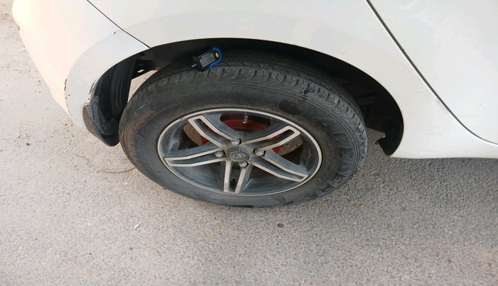 2012 Hyundai i20 MAGNA (O) 1.2, Petrol, Manual, 31,593 km, tyre