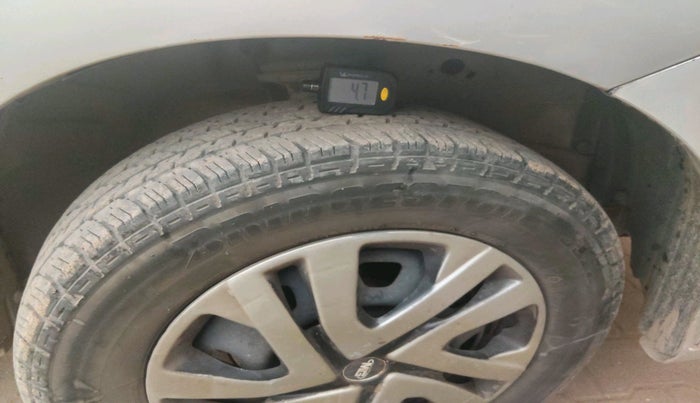 2011 Maruti Wagon R 1.0 VXI, Petrol, Manual, 47,777 km, tyre