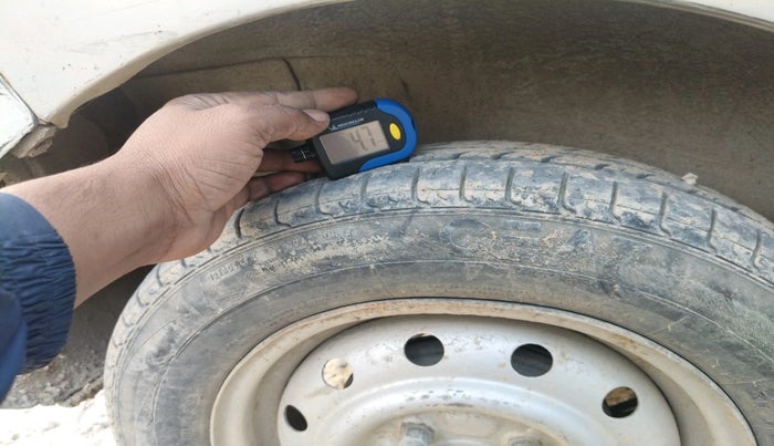 2014 Maruti Wagon R 1.0 LXI, Petrol, Manual, 67,321 km, tyre