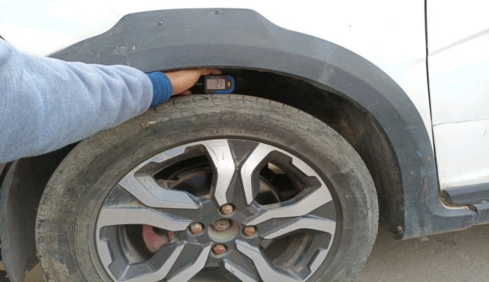 2017 Honda WR-V 1.5L I-DTEC VX MT, Diesel, Manual, 82,381 km, tyre