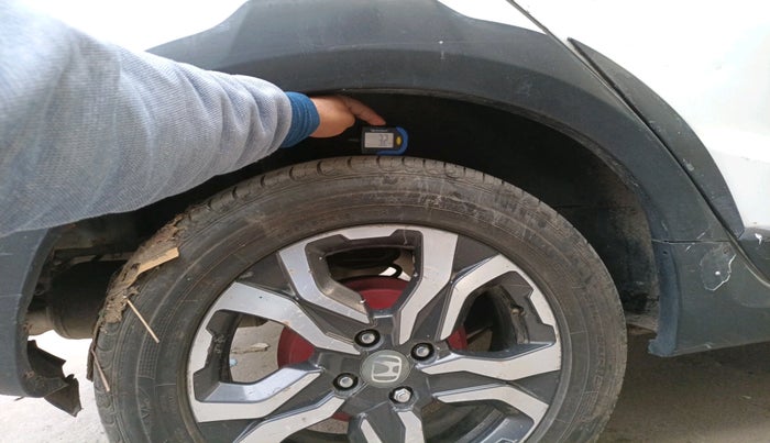 2017 Honda WR-V 1.5L I-DTEC VX MT, Diesel, Manual, 82,381 km, tyre