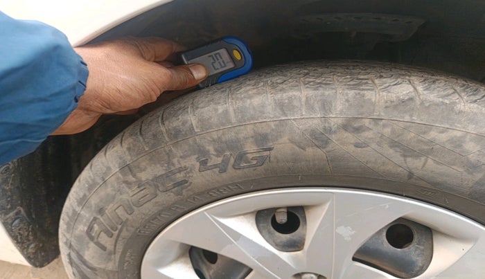 2017 Hyundai Elite i20 MAGNA EXECUTIVE 1.4 CRDI, Diesel, Manual, 75,698 km, tyre