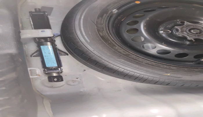 2019 Hyundai Grand i10 SPORTZ 1.2 KAPPA VTVT, Petrol, Manual, 96,846 km, tyre