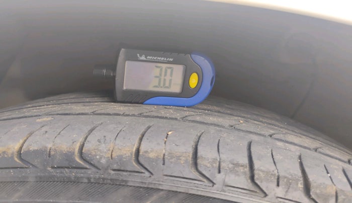 2019 Hyundai Grand i10 SPORTZ 1.2 KAPPA VTVT, Petrol, Manual, 96,846 km, tyre