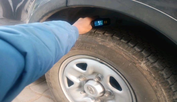 2019 Tata Hexa XM 4X2 7 STR, Diesel, Manual, 79,003 km, tyre