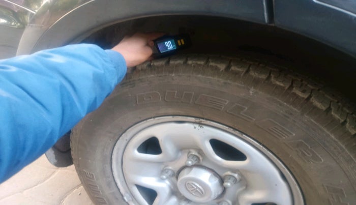 2019 Tata Hexa XM 4X2 7 STR, Diesel, Manual, 79,003 km, tyre