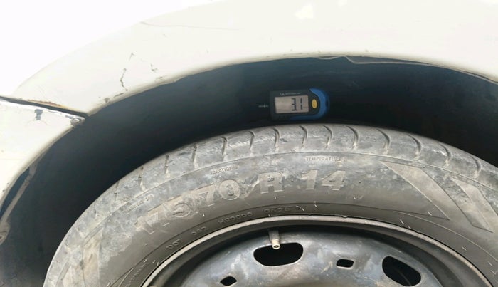 2012 Volkswagen Polo TRENDLINE 1.2L PETROL, Petrol, Manual, 1,13,525 km, tyre