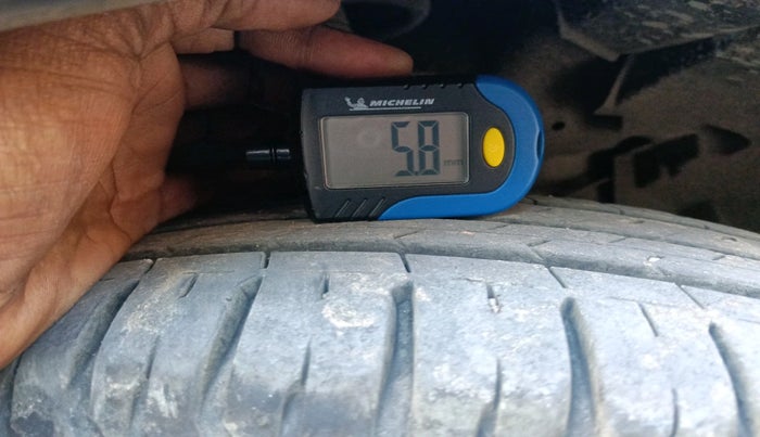 2016 Maruti Ertiga VDI SHVS, Diesel, Manual, 1,66,634 km, tyre