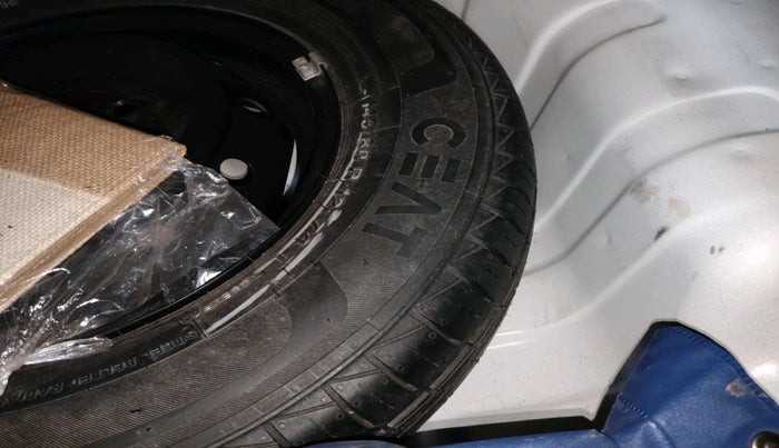 2021 Maruti Alto LXI, Petrol, Manual, 22,589 km, tyre