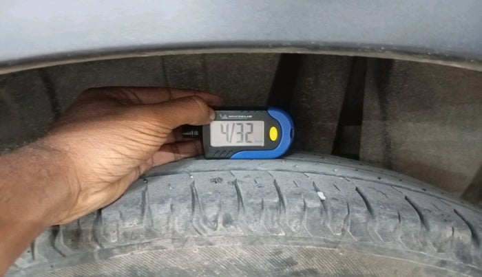 2021 Maruti XL6 ZETA MT, Petrol, Manual, 32,158 km, tyre