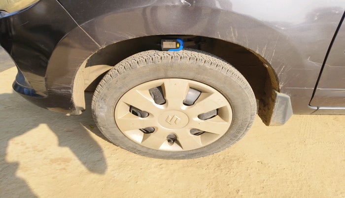 2015 Maruti Alto K10 VXI (O), Petrol, Manual, 48,808 km, tyre