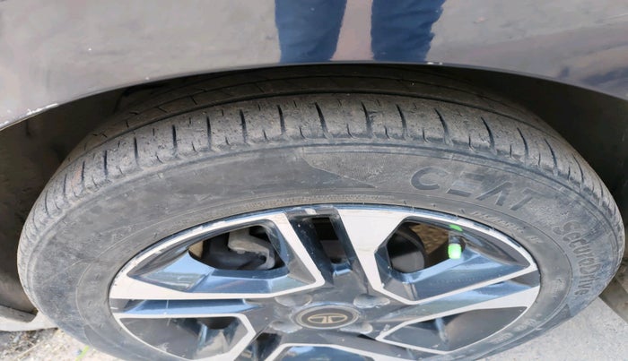 2018 Tata TIGOR XZ PLUS PETROL, Petrol, Manual, 1,25,518 km, tyre