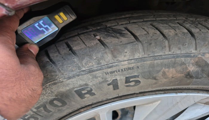 2019 Maruti Ertiga VXI SHVS, Petrol, Manual, 55,605 km, tyre