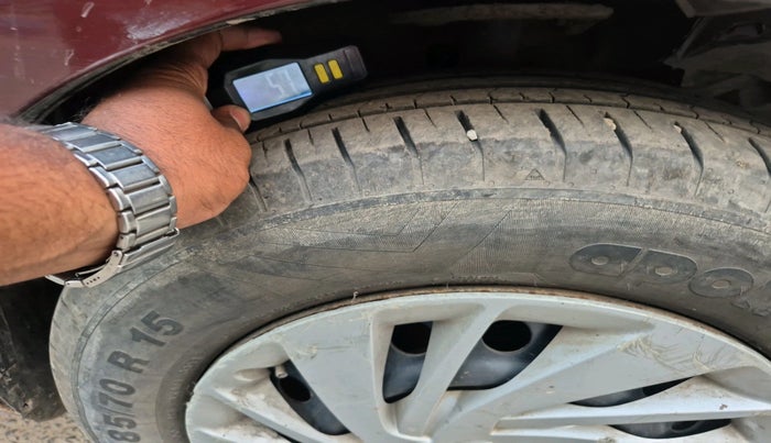 2019 Maruti Ertiga VXI SHVS, Petrol, Manual, 55,605 km, tyre