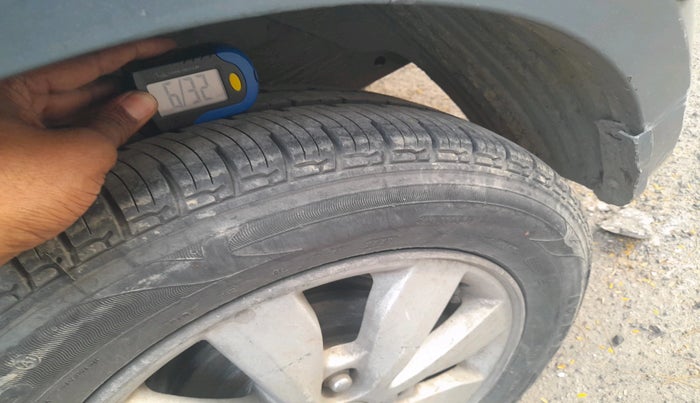 2012 Hyundai i20 SPORTZ 1.2, Petrol, Manual, 70,249 km, tyre