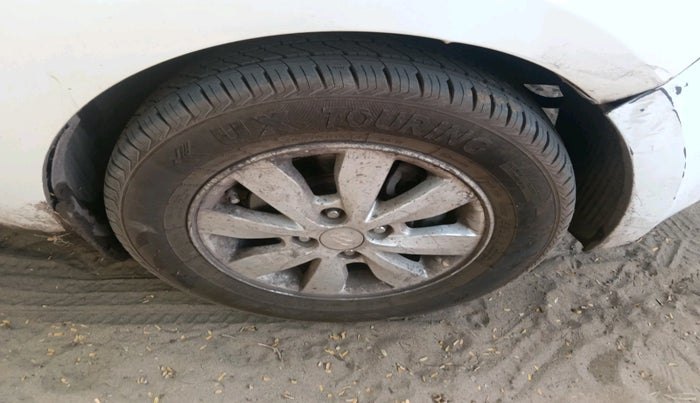 2014 Hyundai i20 SPORTZ 1.2, Petrol, Manual, 1,58,882 km, tyre