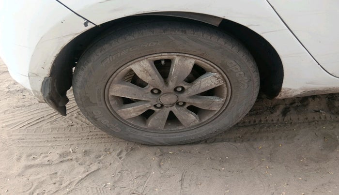 2014 Hyundai i20 SPORTZ 1.2, Petrol, Manual, 1,58,882 km, tyre