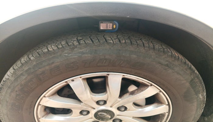 2017 Mahindra XUV500 W10 1.99, Diesel, Manual, 51,918 km, tyre