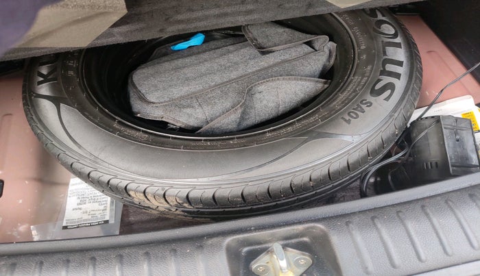 2020 KIA SELTOS HTK PLUS 1.5, Petrol, Manual, 1,07,542 km, tyre