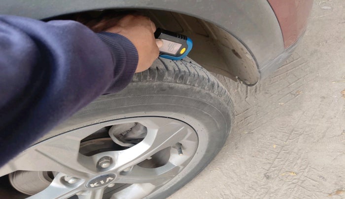 2020 KIA SELTOS HTK PLUS 1.5, Petrol, Manual, 1,07,542 km, tyre