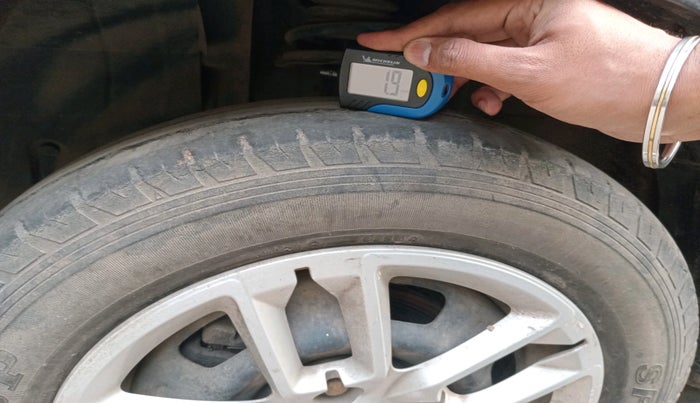 2021 Renault TRIBER RXL MT, Petrol, Manual, 80,823 km, tyre