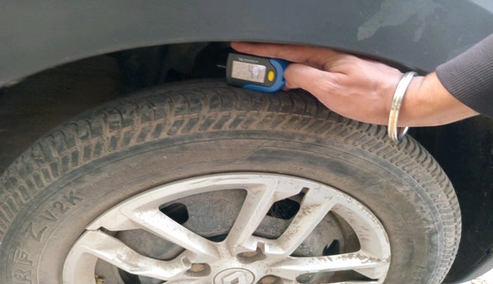 2021 Renault TRIBER RXL MT, Petrol, Manual, 80,823 km, tyre