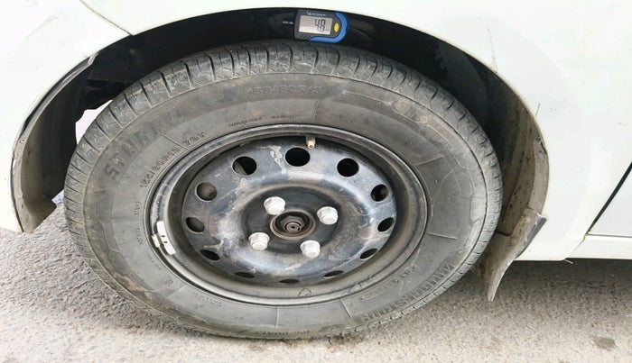 2010 Hyundai i10 MAGNA 1.1, Petrol, Manual, 52,857 km, tyre