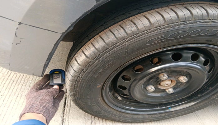 2017 Maruti Celerio ZXI AMT, Petrol, Automatic, 52,034 km, tyre