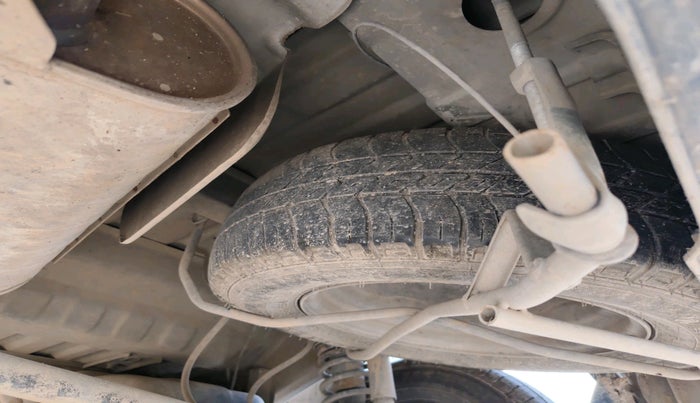 2022 Maruti Eeco 5 STR AC (O), Petrol, Manual, 50,699 km, tyre