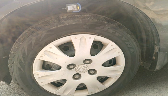 2016 Honda Amaze 1.2L I-VTEC SX, Petrol, Manual, 35,123 km, tyre