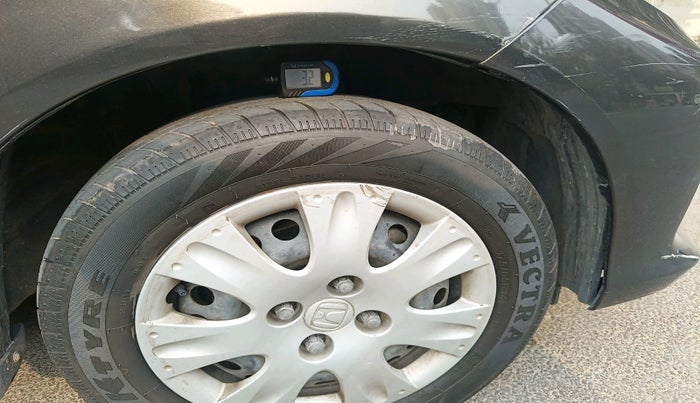 2016 Honda Amaze 1.2L I-VTEC SX, Petrol, Manual, 35,123 km, tyre