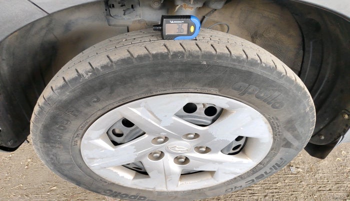 2021 Hyundai VENUE S 1.2, Petrol, Manual, 56,240 km, tyre