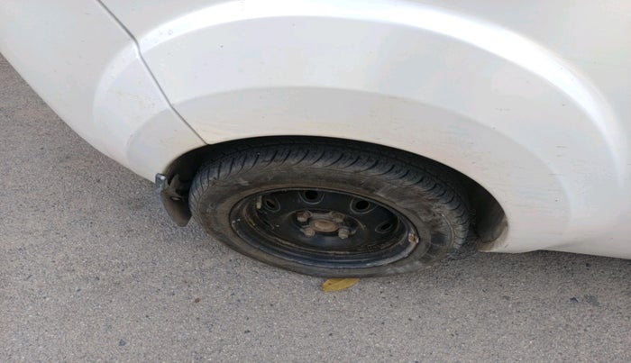 2015 Mahindra E2O T2, Electric, Automatic, 73,976 km, tyre